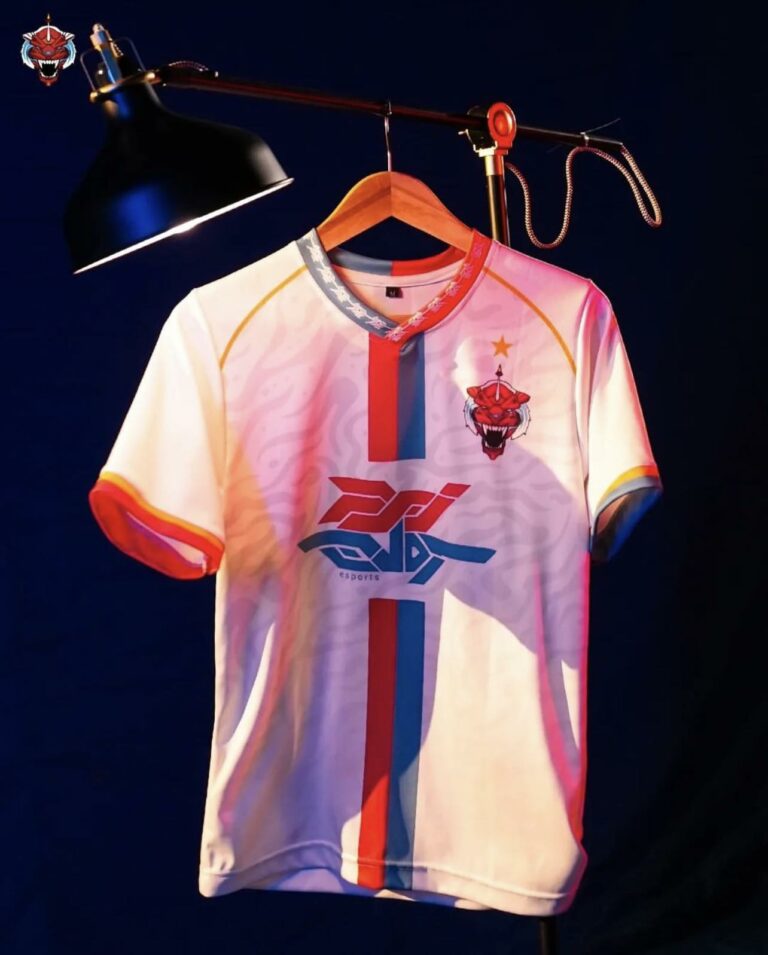 Sumber: https://www.instagram.com/persija_evos/ Jersey Persija EVOS Terbaik