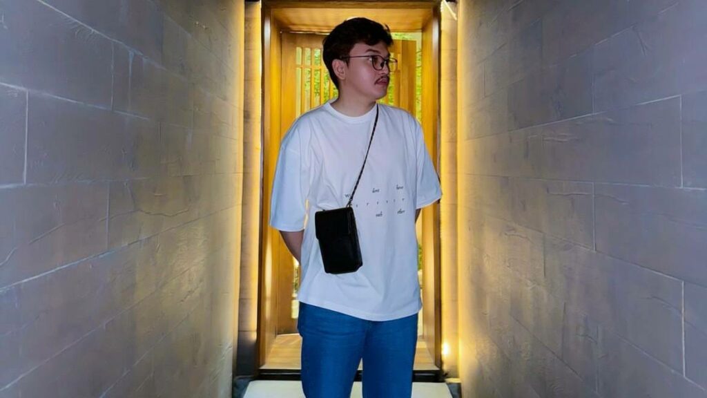 Mas Ade Apresiasi RRQ Tembus Babak Playoffs M6 World Championship